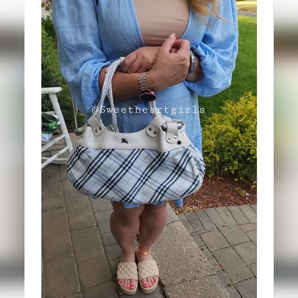 BURBERRY Blue & Navy Shoulder Bag - Picture 4 of 17